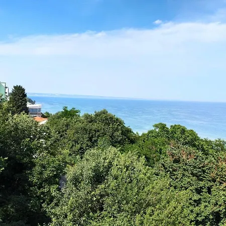 Blue Sea Star Apartment Varna